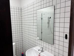 Entire House with 1 bedroom