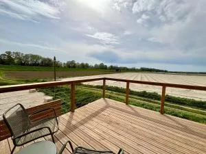 Peaceful Provence - modern countryside tower - 贝勒加德