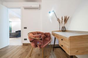 High-End Apartments & Penthouse with Terrace