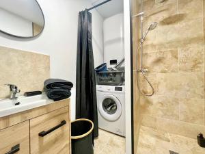 Appartements Le Jasmin 2 - Chic, Clim, Terrasse, Neuf, 3 lits, 4 personnes : photos des chambres