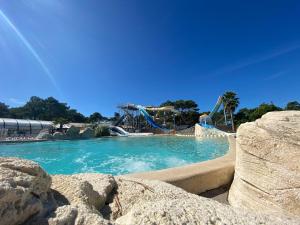 Mobile home in 5-star camping