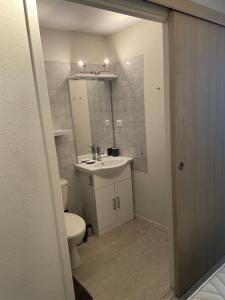 Résidence Cybele, Studio Etage 0 proche centre du village