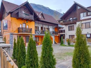 Pensiunea Irina 1 si 2