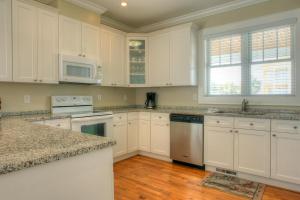 Family Tides by Carolina Beach Realty - 4hvězdičkové hotely ve městě Kure Beach