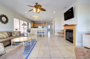 The Hideaway A&B by Carolina Beach Realty