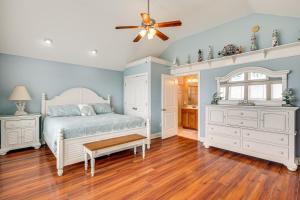 Walk to Beach Oak Island Oasis with Porch!