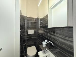 Modern Apartment Soggiorno Giovanni dalle bande Nere