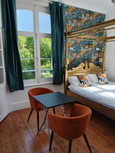Sejours chez l'habitant Sejour baie de somme au Chateau de Mons Boubert pour 2 ou 4 : photos des chambres