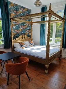 Maisons de vacances Gite Chateau baie de somme 10 a 12 personnes : photos des chambres