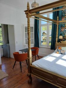 Maisons de vacances Gite Chateau baie de somme 10 a 12 personnes : photos des chambres