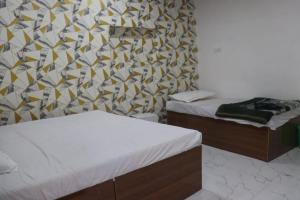 Shree ambey paying guest house