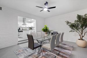 Family Friendly Modern Foothills Pool Sleeps12