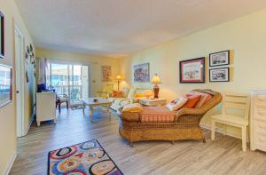 Winds IV B2 by Carolina Beach Realty