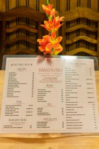 Sancta Maria Lounge -cochin Airport