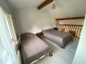 Maisons de vacances Maison classee avec jardinets a 800m de la plage : photos des chambres