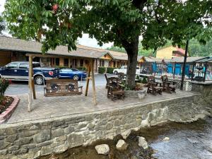 Marshalls Creek Rest Motel