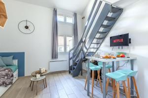 Appartements Le Duplex - City Center - DISNEY 10 min - PARIS 28 min - GARE 4 min - PARKING - Free WIFI : photos des chambres