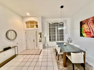 Grand Family Deluxe 4BR House near Disney Parks