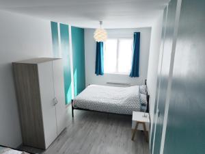 Appartements Grand appartement de ville avec 2 places de parking privees interieur : photos des chambres