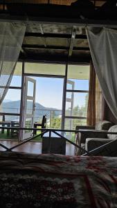 Small Victories Mountain Stay