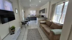 Crescent Valley Hideaway - Albert Falls