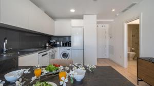 XPCE Urban 17 Malaga Skyline - Parking Free