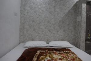 Shree ambey paying guest house