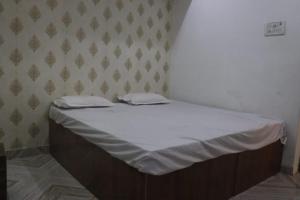 Shree ambey paying guest house