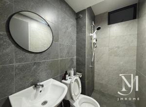 C180 Trader Park Family Suite 4-5pax #11