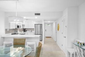 Breakers West A3 condo