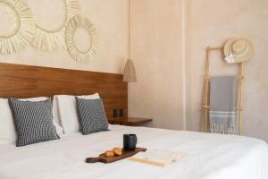 Luxury 2BR Lock-Off Penthouse Private Pool & Massive Deck