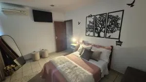 Suite climatizada, ao lado da praca principal - 多明戈斯马丁斯