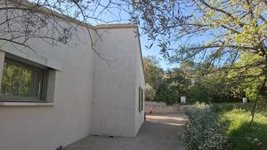 Maisons de vacances Villa Un Dimanche en Provence, avec piscine privee & vue : photos des chambres