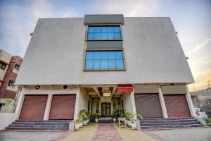 Hotel O Plus Corporate One