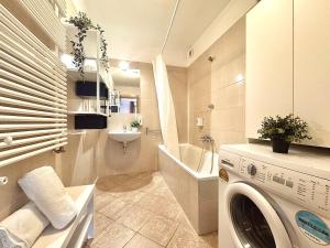 Hollo Residence - Gozsdu Centre