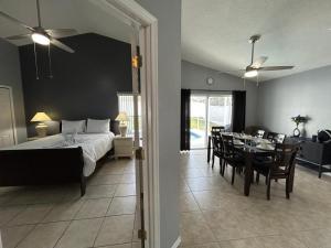 4 bed pool home close to Disney