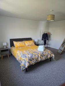 Benji & Milos Farmhouse