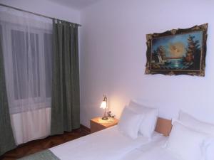 Nicolas Central Apartament