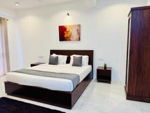 Queens Mount Glen Heights