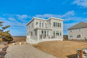Walk to Rye Harbor State Park: Home w Ocean Views