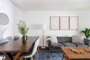 39-2 Renovated 3BR Prime Hudson Yards Area