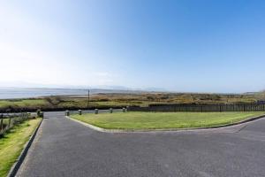 Inch by the Sea - Sea Views