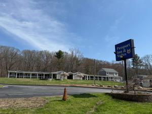Passport Inn & Suites