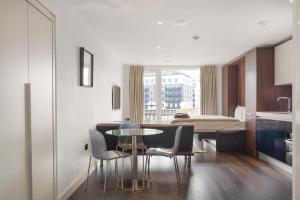 London Chelsea Apartment