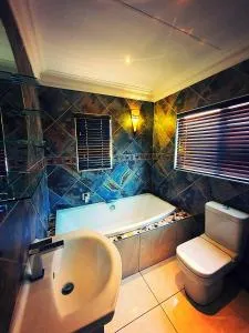 Caesars Place Guest House - Kathu