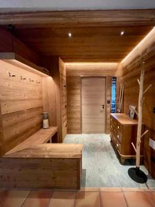 Gîte confort 15 couchages, vue panoramique Montagne Hautes Alpes, Terrasses