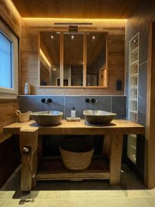 Gîte confort 15 couchages, vue panoramique Montagne Hautes Alpes, Terrasses