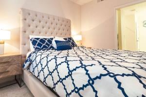 2 BR Modern Apt near Disney SL4741