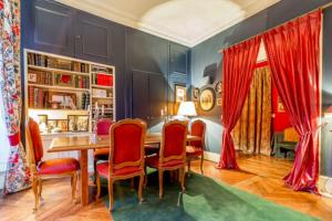 The arts apartment - spacious - Invalides