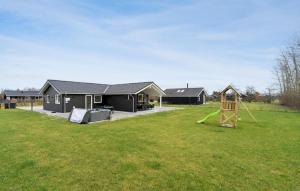 Awesome Home In Tarm With Wifi